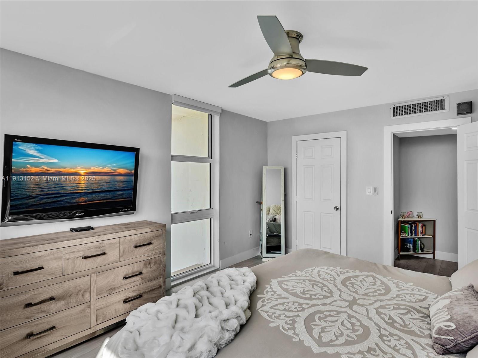 KENNEDY HOUSE CONDO - Residential