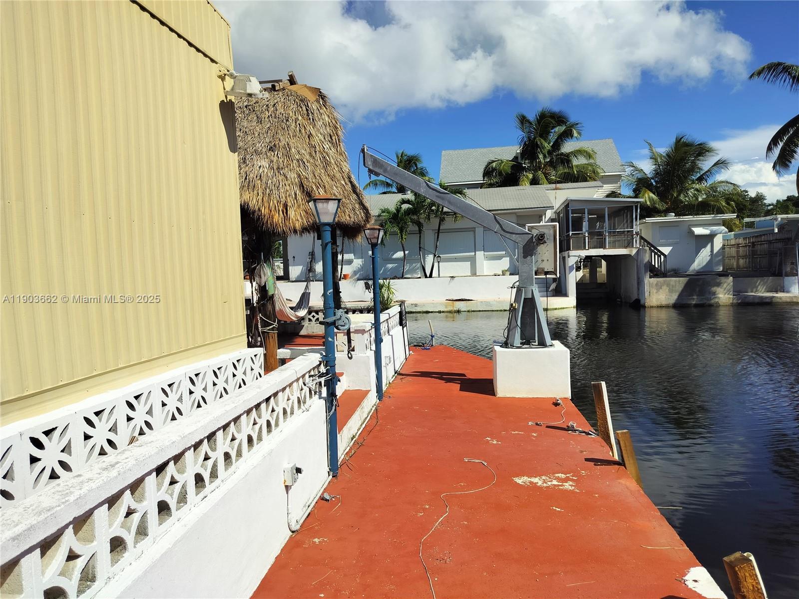 KEY LARGO TRAILER VILLAGE - Residential