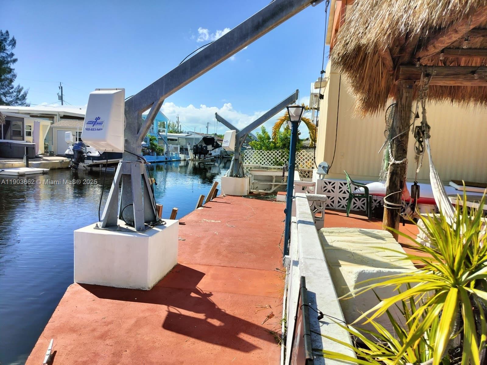 KEY LARGO TRAILER VILLAGE - Residential