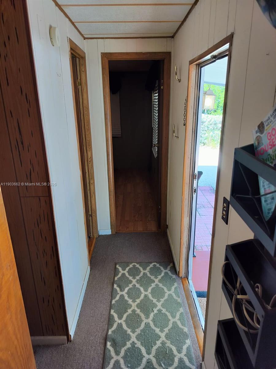 KEY LARGO TRAILER VILLAGE - Residential