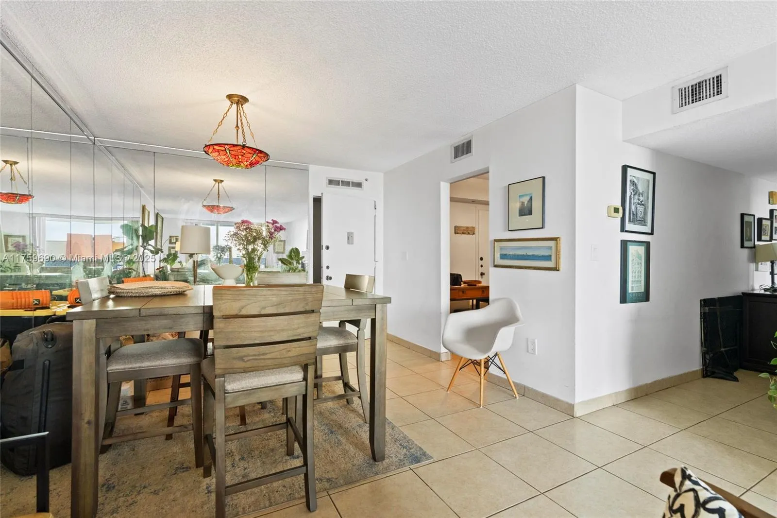 Aventura, Florida 33160, United States, 2 Bedrooms Bedrooms, ,2 BathroomsBathrooms,Residential,Active,85590