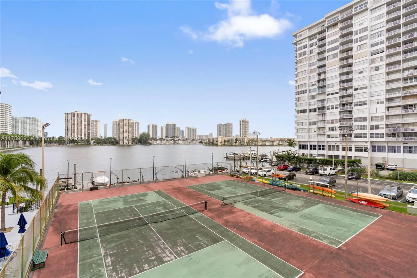 Aventura, Florida 33160, United States, 2 Bedrooms Bedrooms, ,2 BathroomsBathrooms,Residential,Active,85590