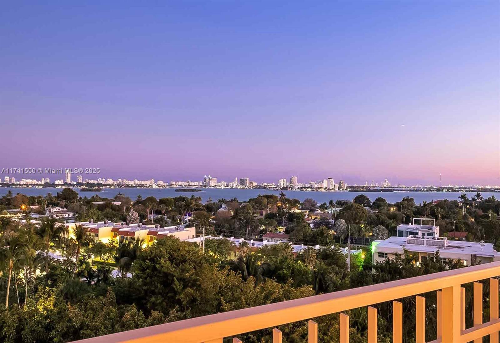 Property for Sale at 2000 Towerside Ter 910, Miami, Broward County, Florida - Bedrooms: 2 
Bathrooms: 2  - $350,000