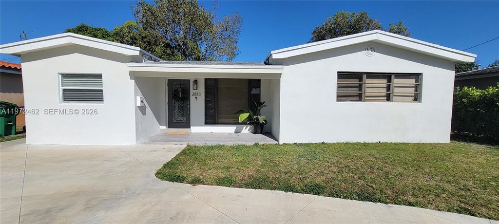 Photo of 2813 Bahama Dr, Miramar, FL 33023 (MLS # A11972462)