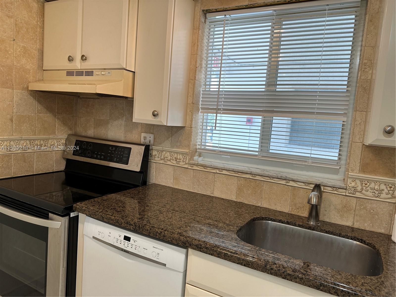 MARGATE VILLAGE PHASE II - Residential Lease