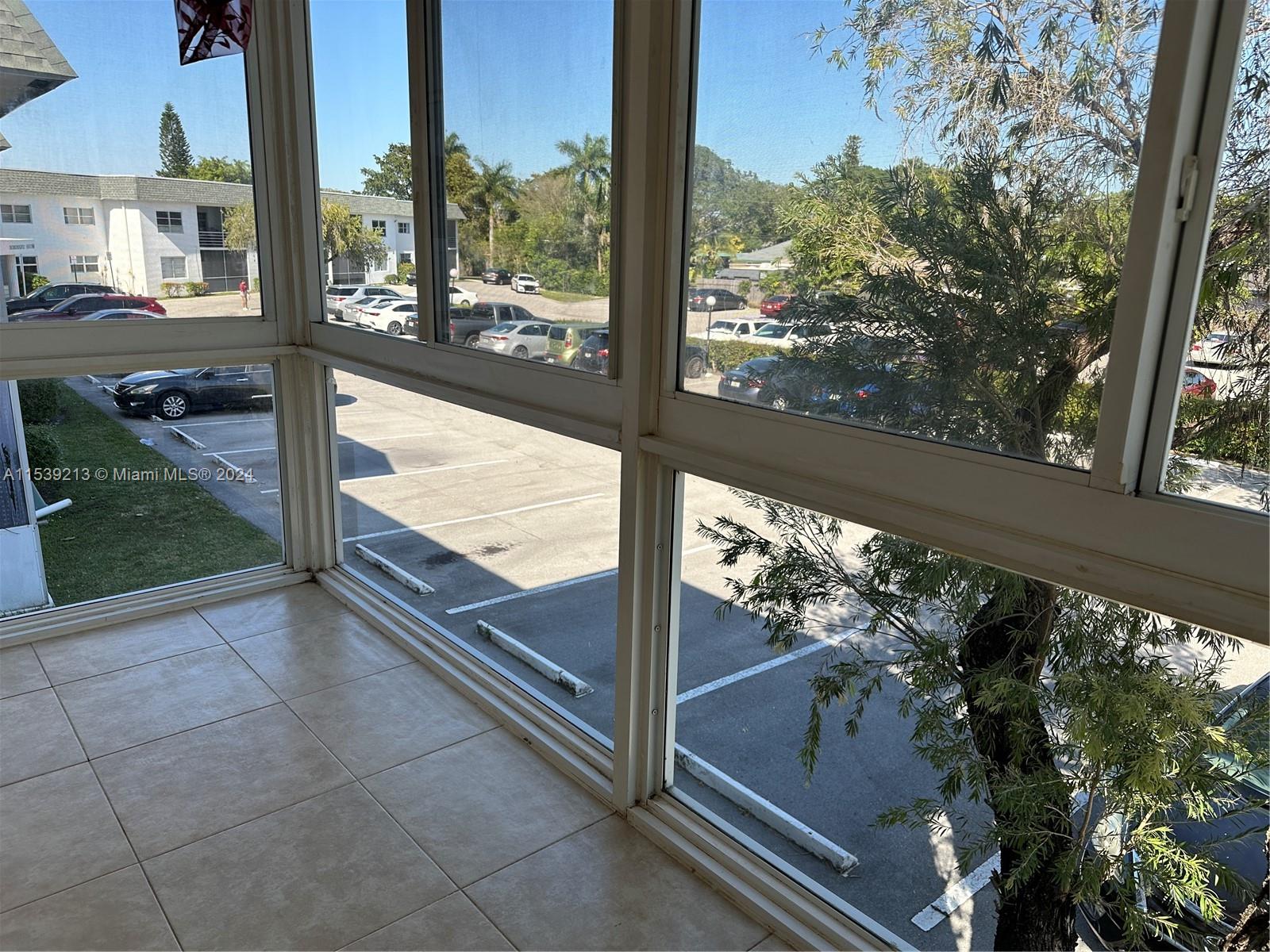 MARGATE VILLAGE PHASE II - Residential Lease