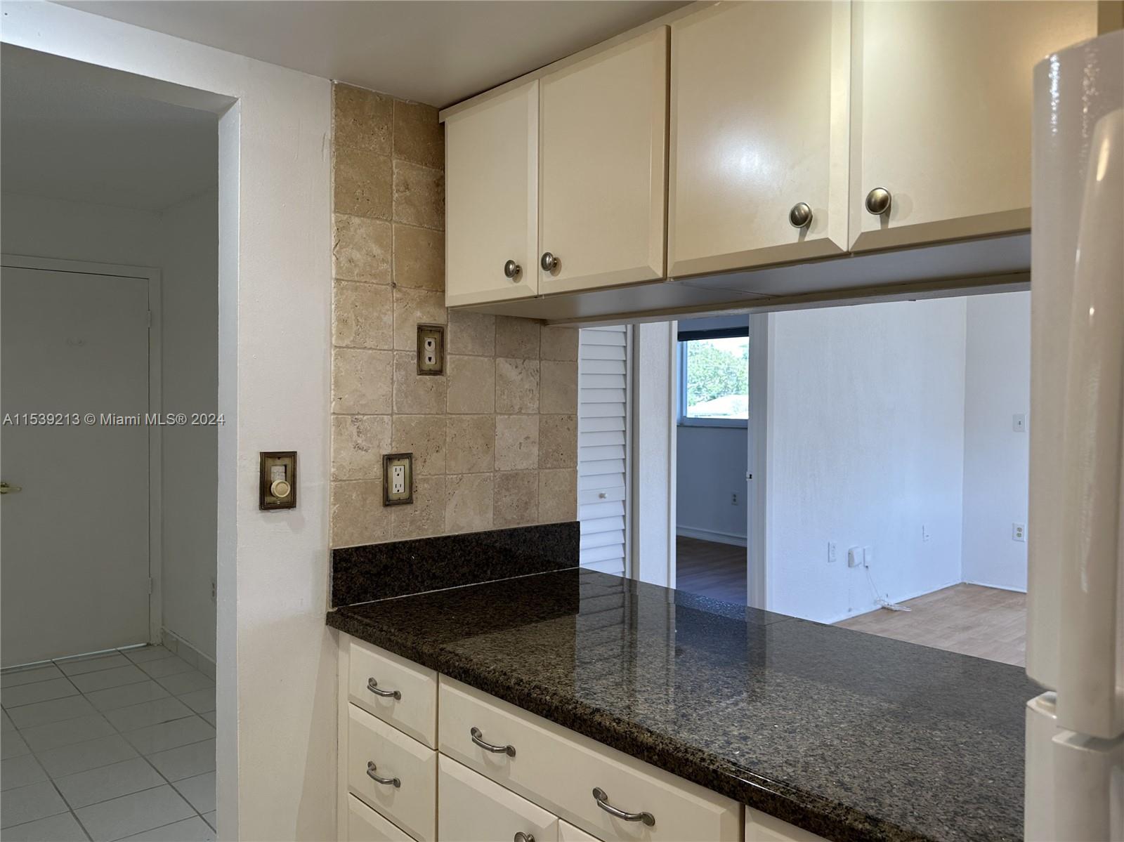 MARGATE VILLAGE PHASE II - Residential Lease