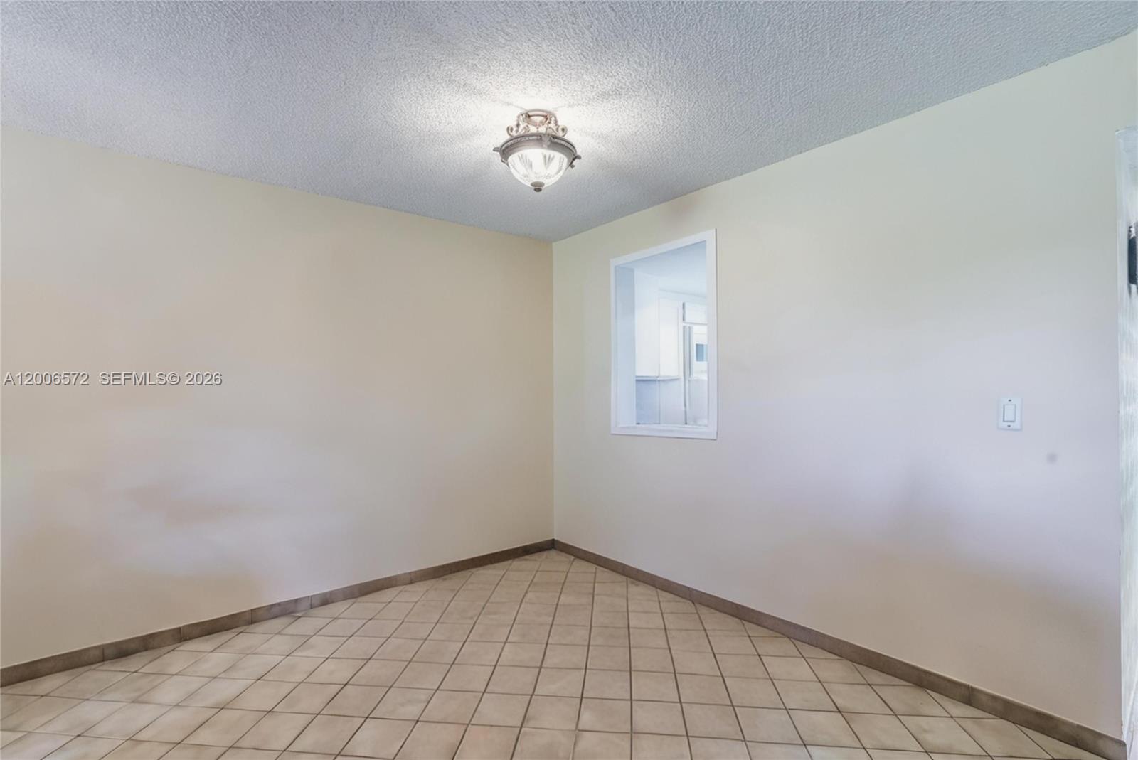 14 OF PALM SPRINGS 2 COND - Residential