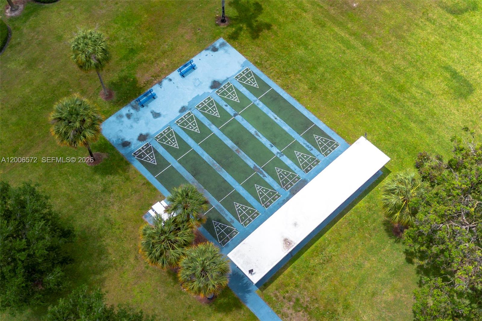 14 OF PALM SPRINGS 2 COND - Residential