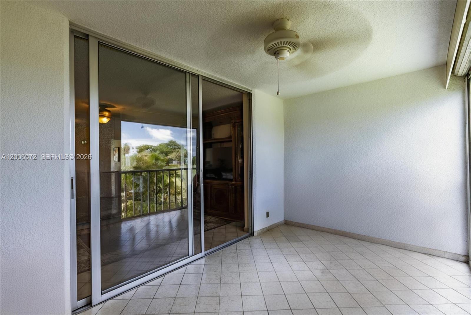 14 OF PALM SPRINGS 2 COND - Residential