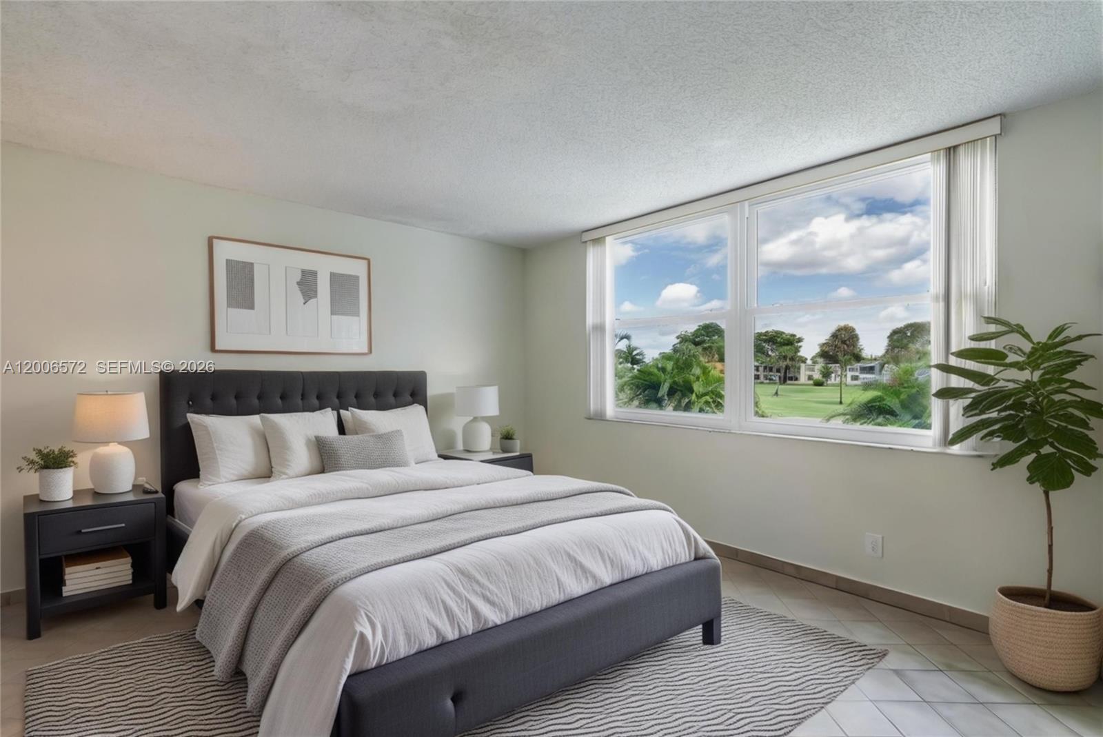 14 OF PALM SPRINGS 2 COND - Residential