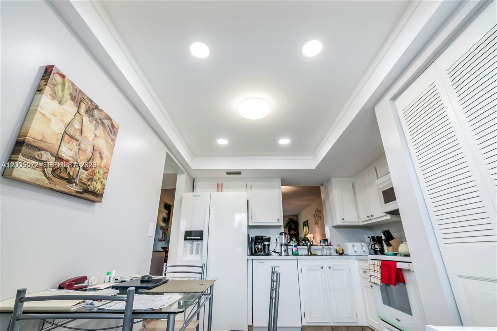 14 OF PALM SPRINGS 2 COND - Residential