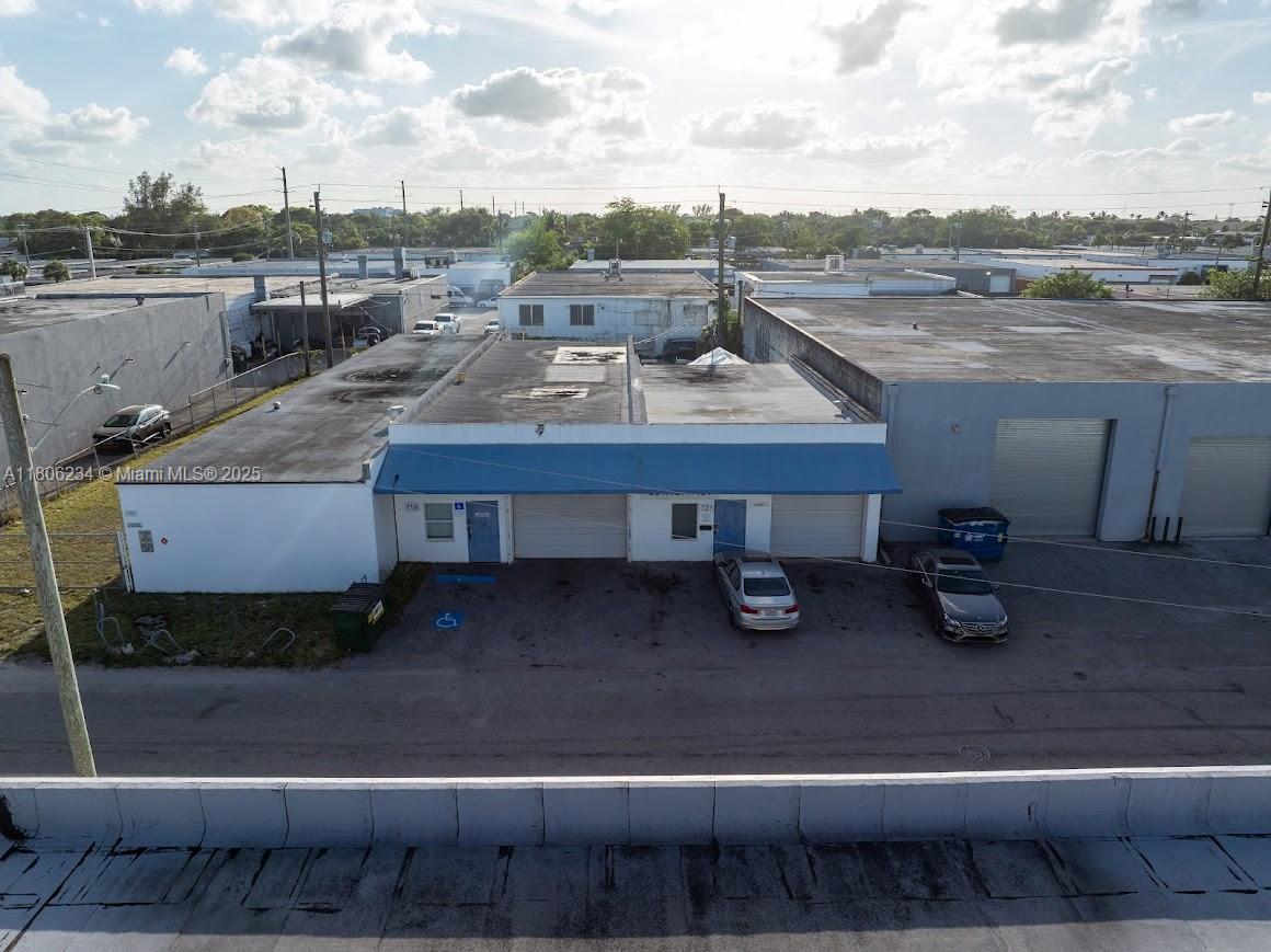 719 NW 7th Ter