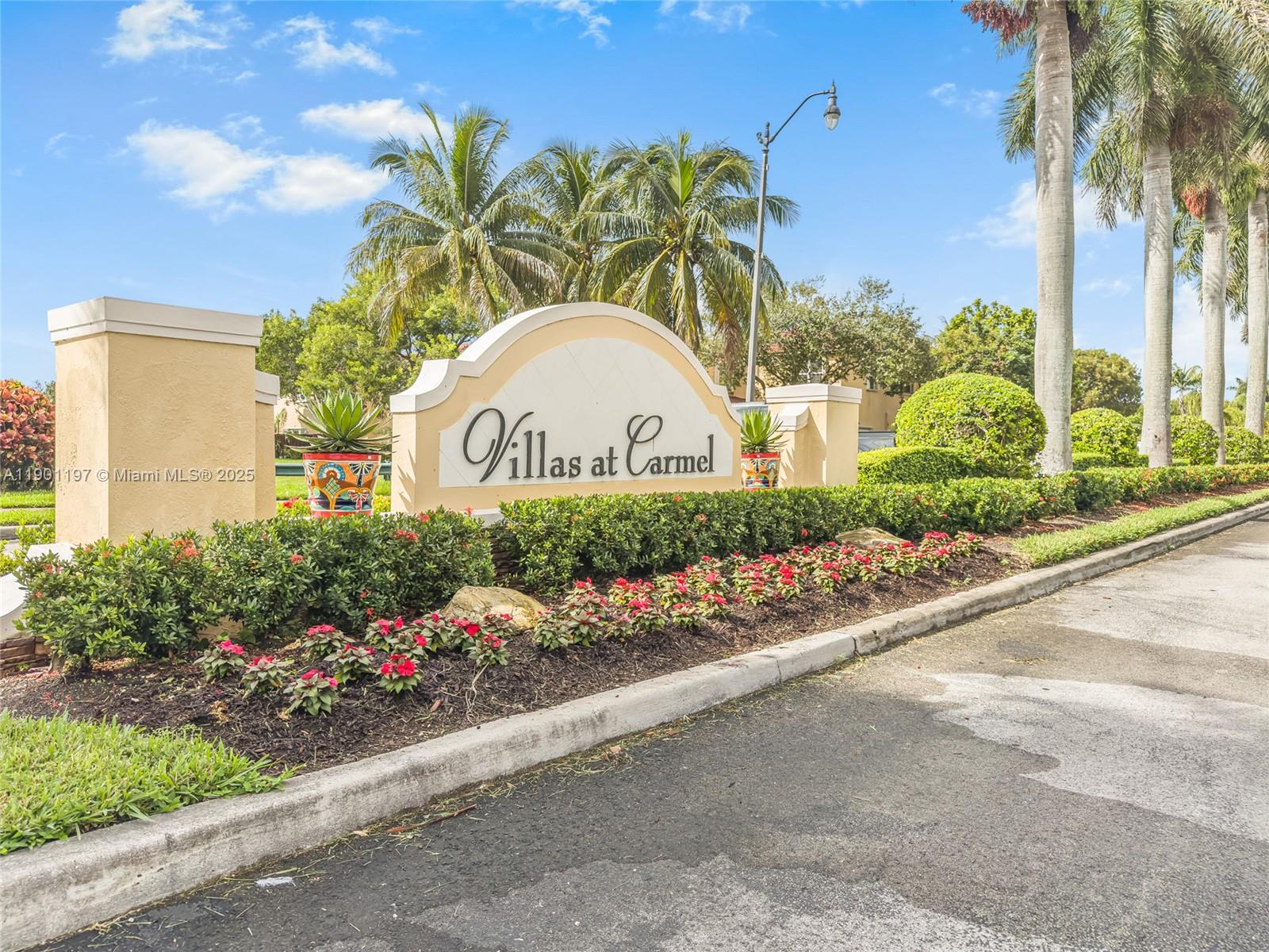 VILLAS AT CARMEL CONDO NO - Residential