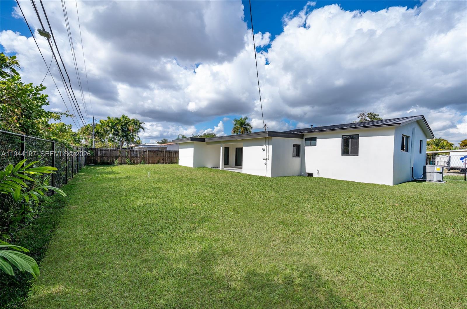 CORAL WAY VILLAGE SEC A P - Residential