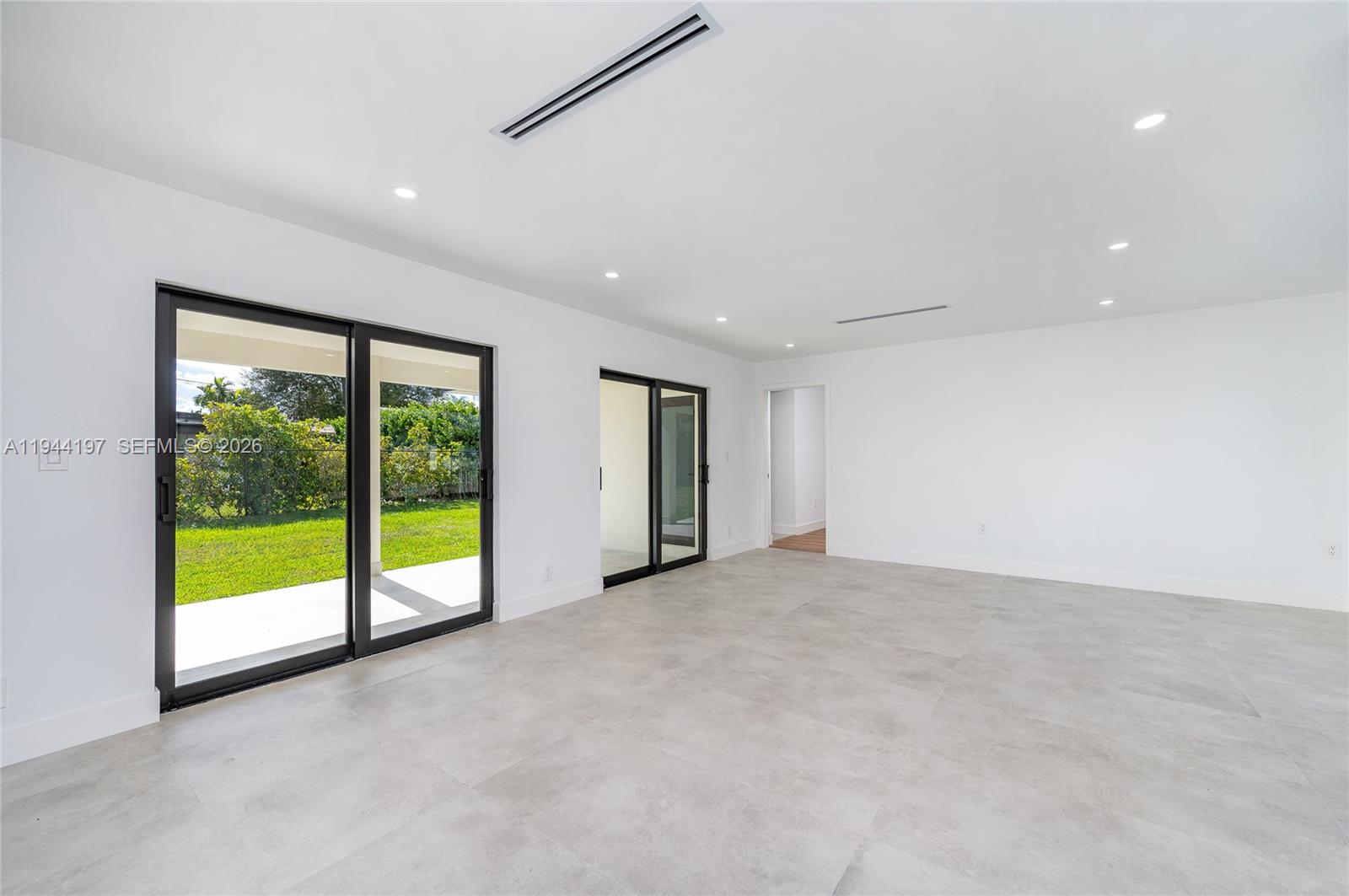 CORAL WAY VILLAGE SEC A P - Residential