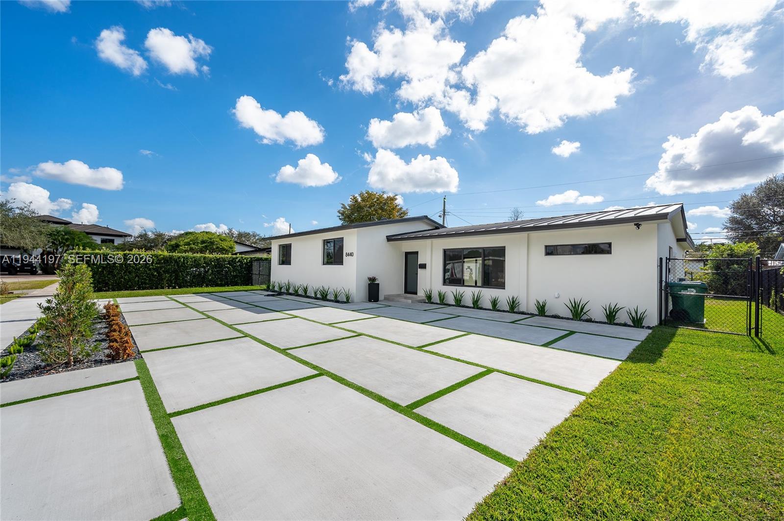 CORAL WAY VILLAGE SEC A P - Residential