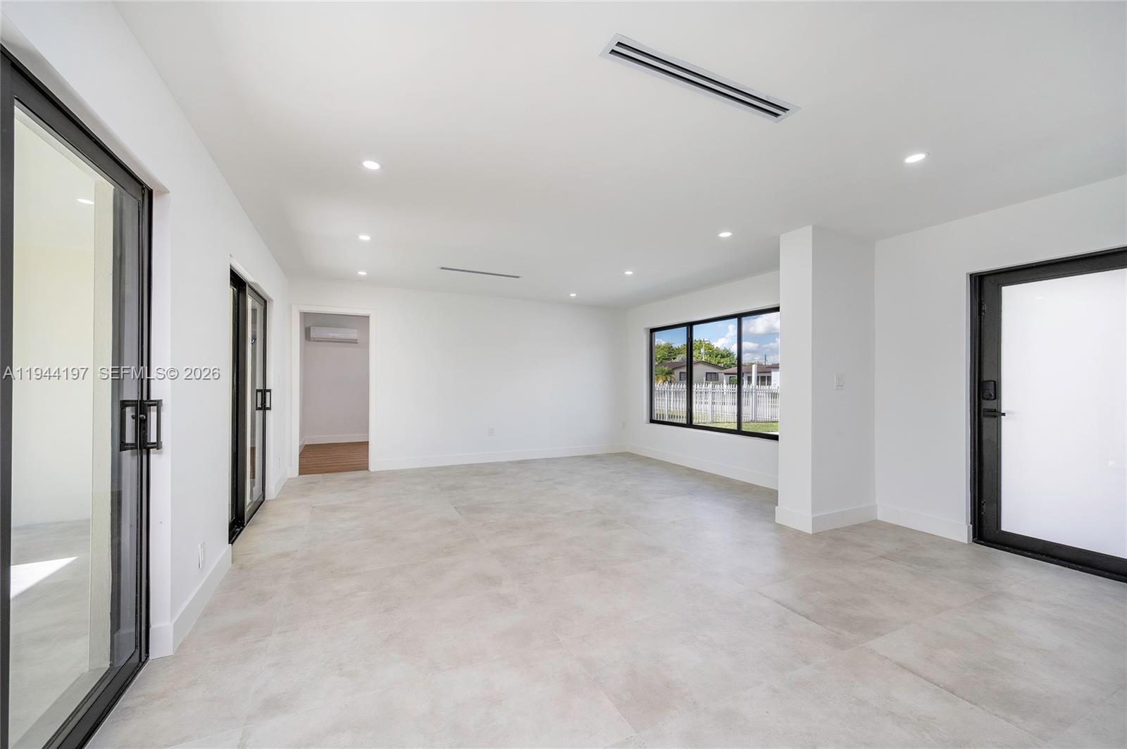 CORAL WAY VILLAGE SEC A P - Residential