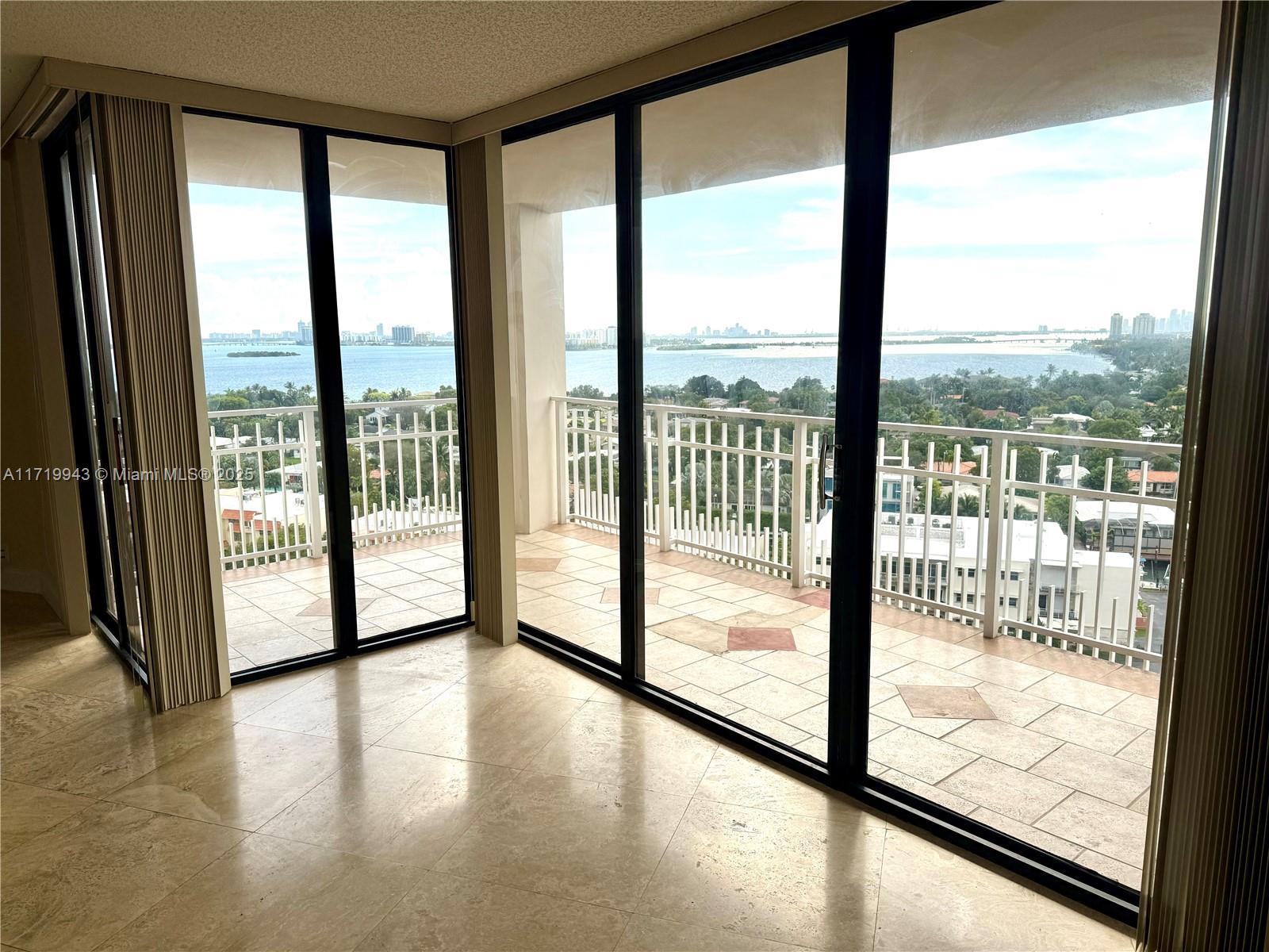 Rental Property at 2000 Ne Towerside Ter 1508, Miami, Broward County, Florida - Bedrooms: 1 
Bathrooms: 2  - $3,200 MO.