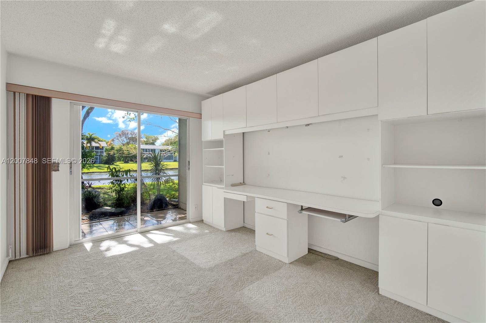 ISLEWOOD B CONDO - Residential