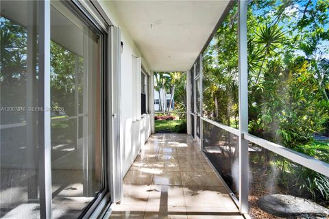 Tiny photo for 28 Islewood B #28, Deerfield Beach, FL 33442 (MLS # A12007848)