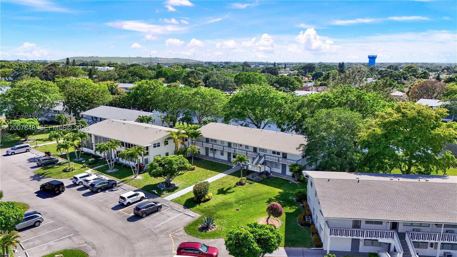 ISLEWOOD B CONDO - Residential