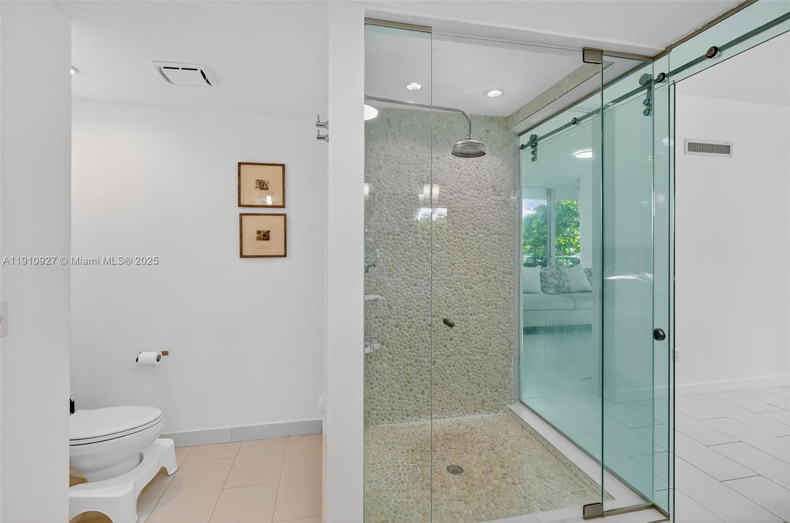 IOS ON THE BAY CONDO - Residential