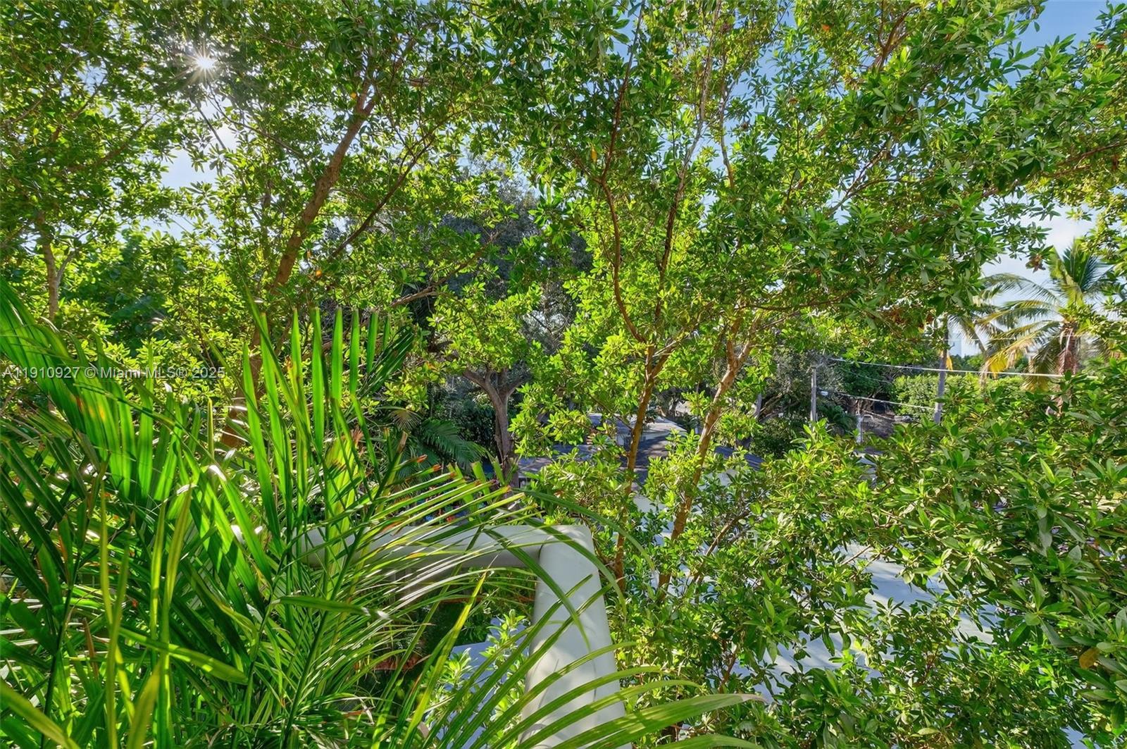 IOS ON THE BAY CONDO - Residential