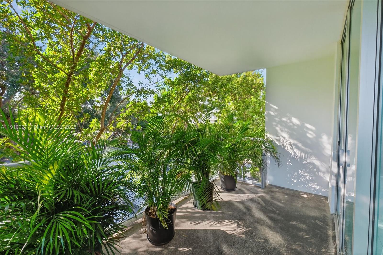 IOS ON THE BAY CONDO - Residential