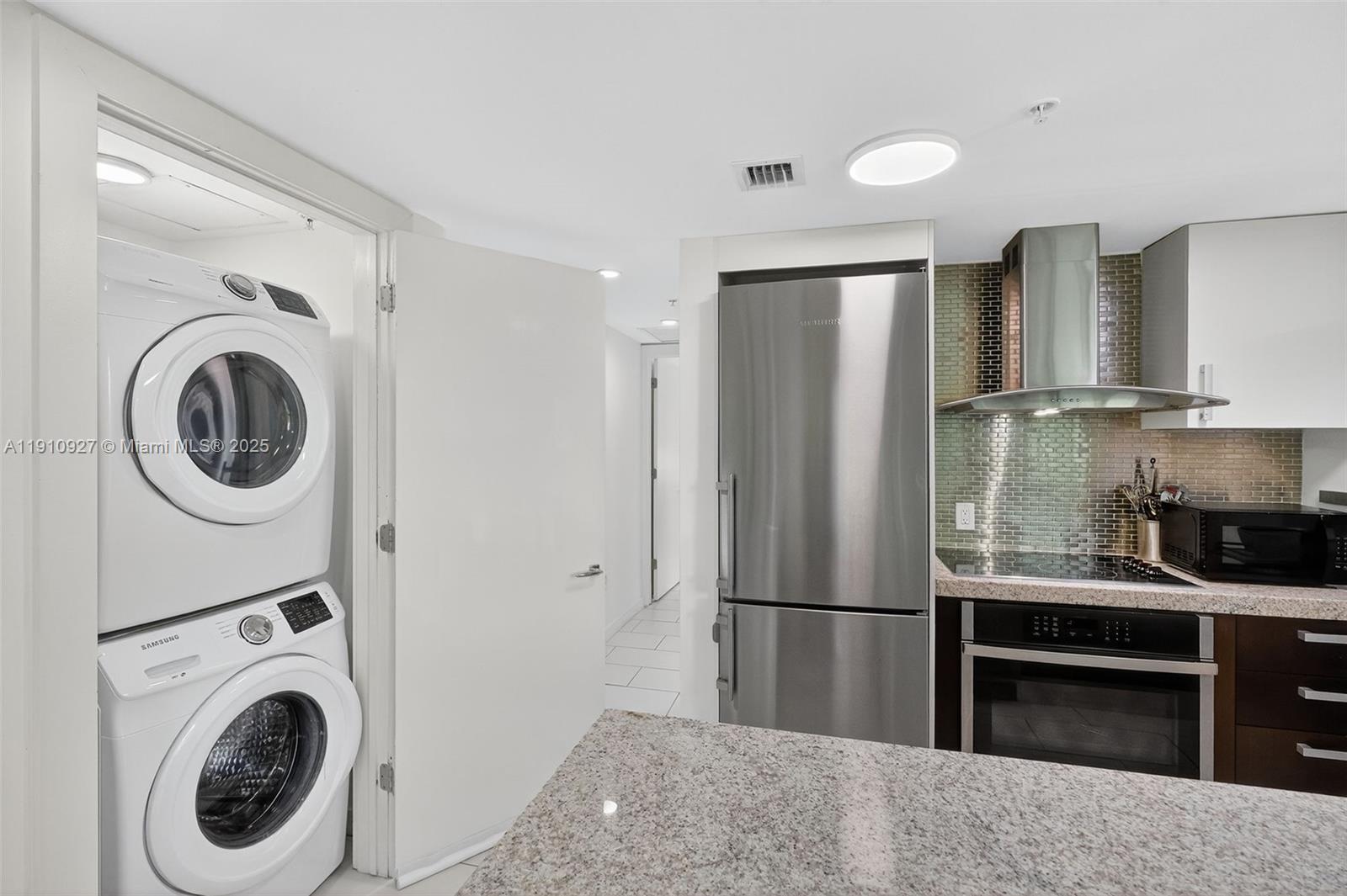 IOS ON THE BAY CONDO - Residential