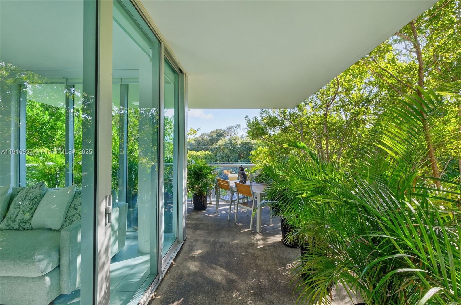 IOS ON THE BAY CONDO - Residential