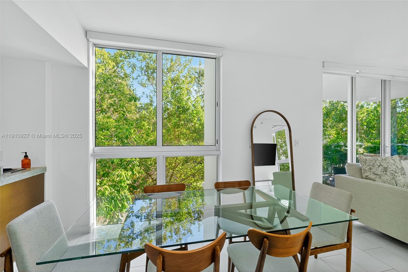 IOS ON THE BAY CONDO - Residential