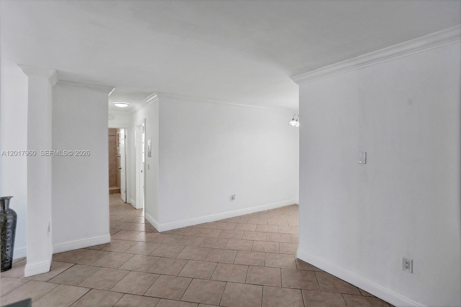 713 COLLINS CONDO - Residential Lease