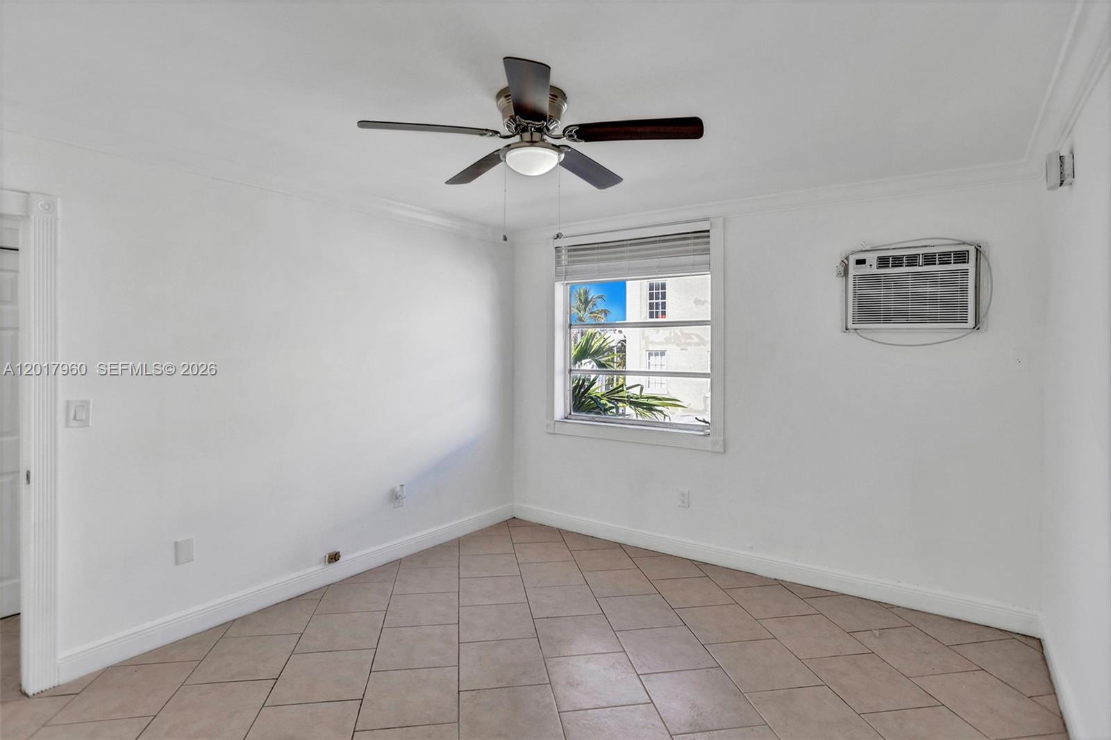 713 COLLINS CONDO - Residential Lease