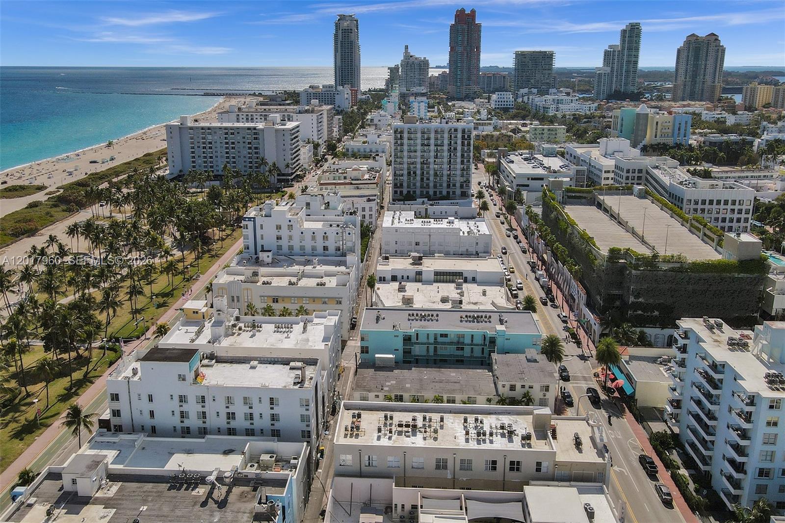 713 COLLINS CONDO - Residential Lease