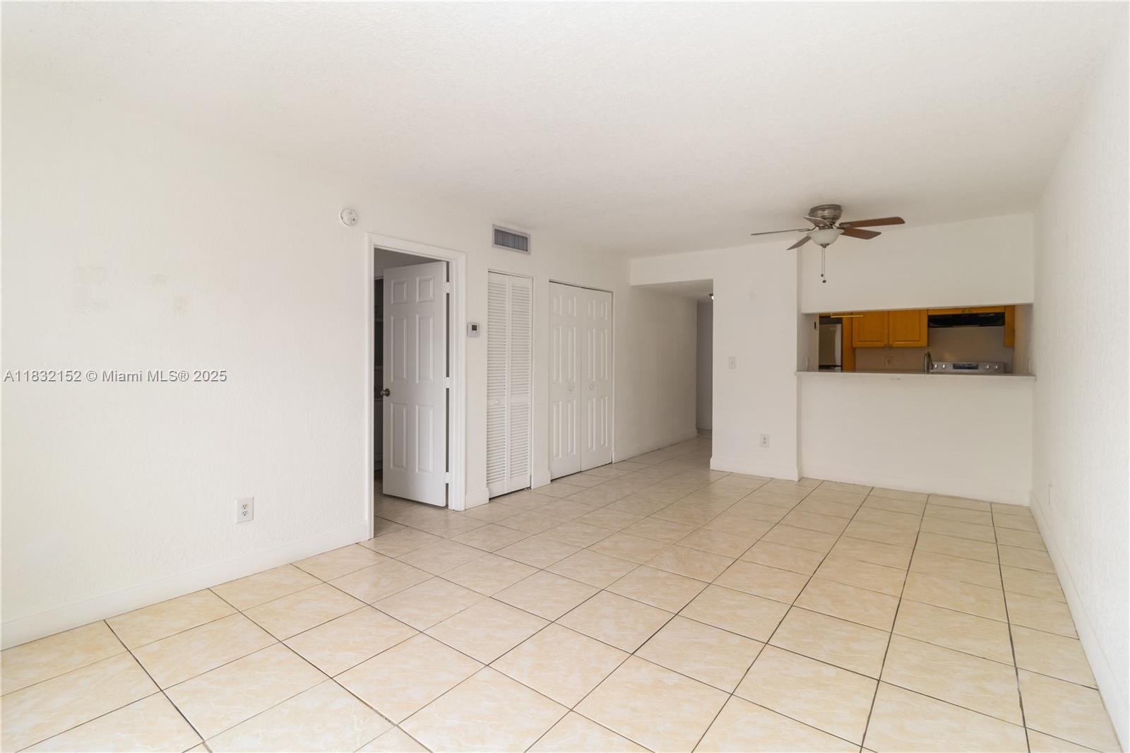 1095 W 77th St 308