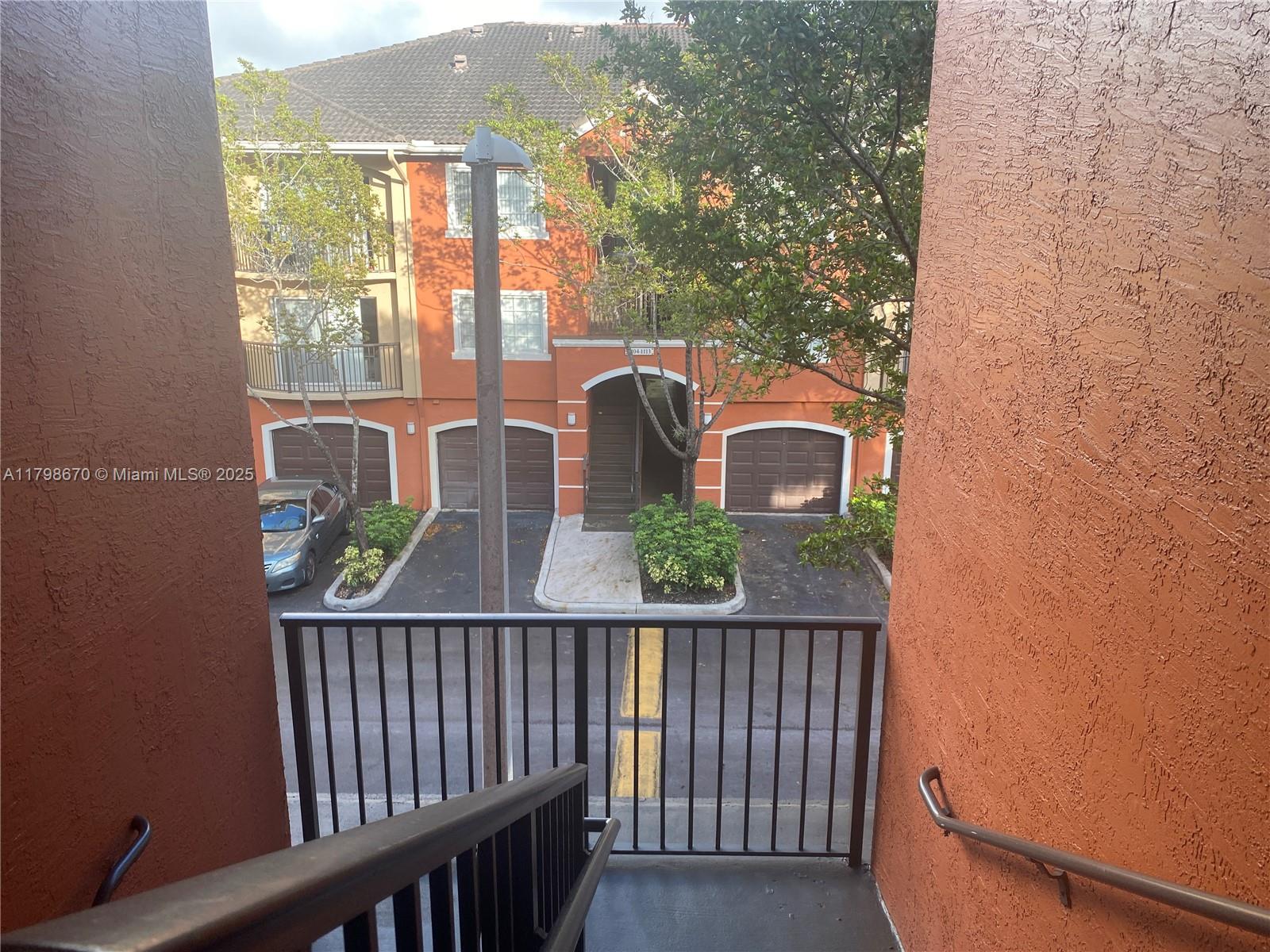 GRAND ISLES CONDO - Residential Lease