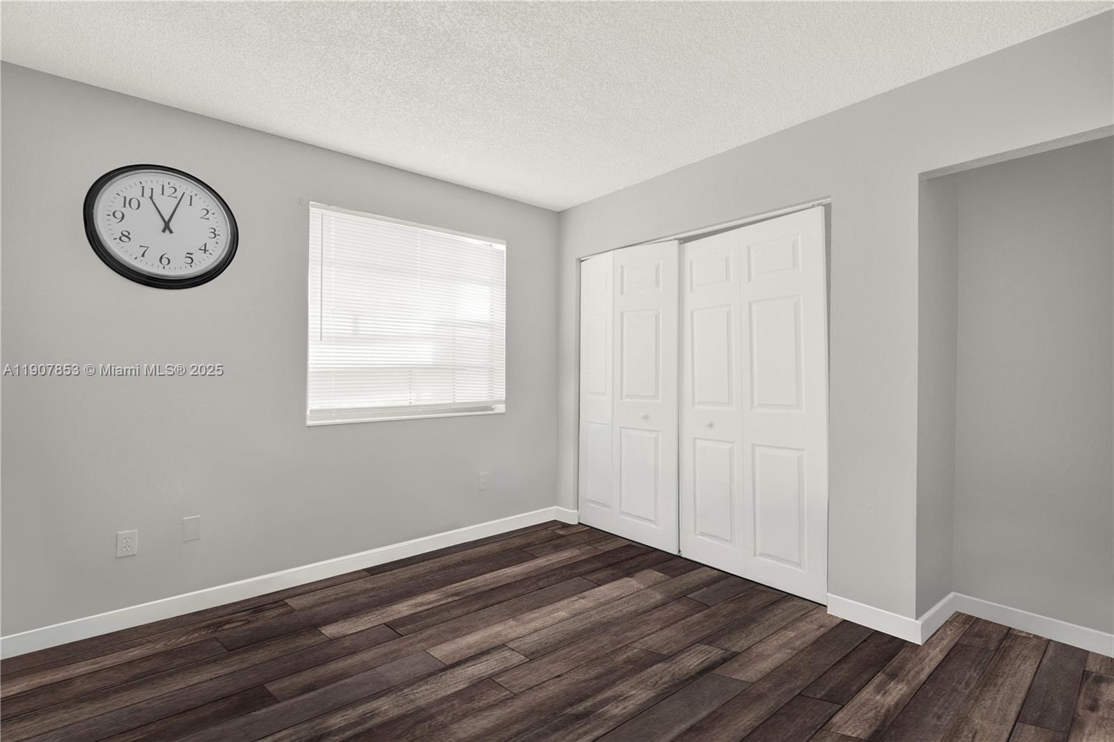 LAKESHORE CONDO I - Residential