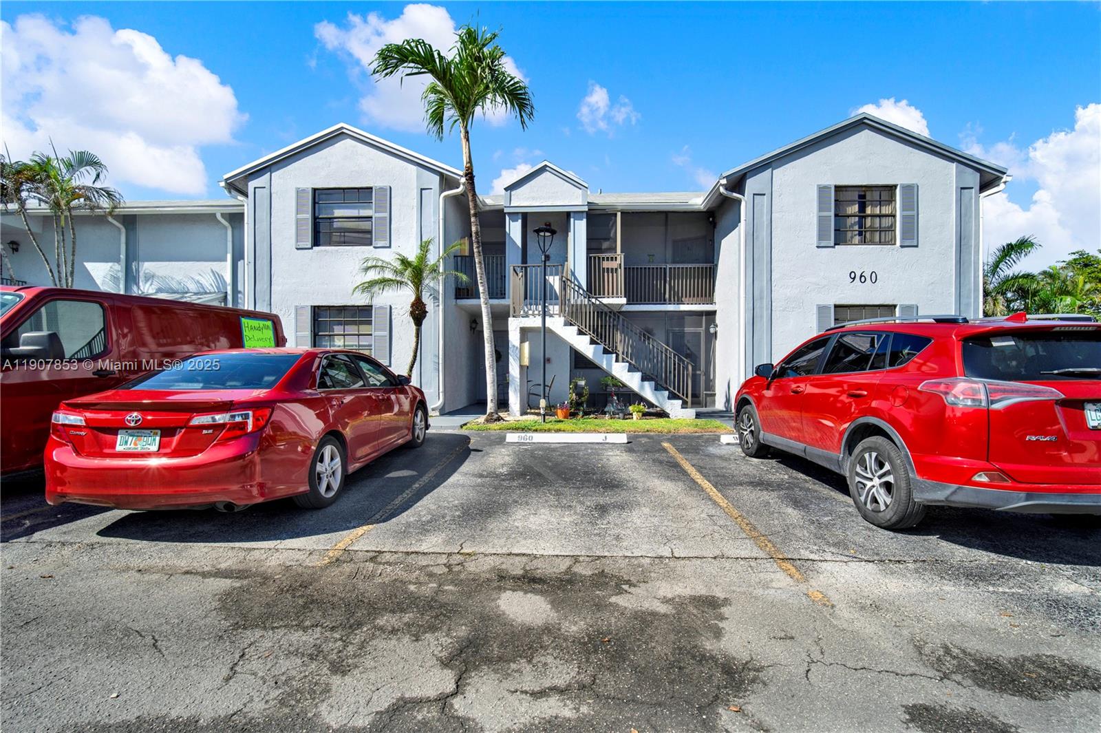 LAKESHORE CONDO I - Residential