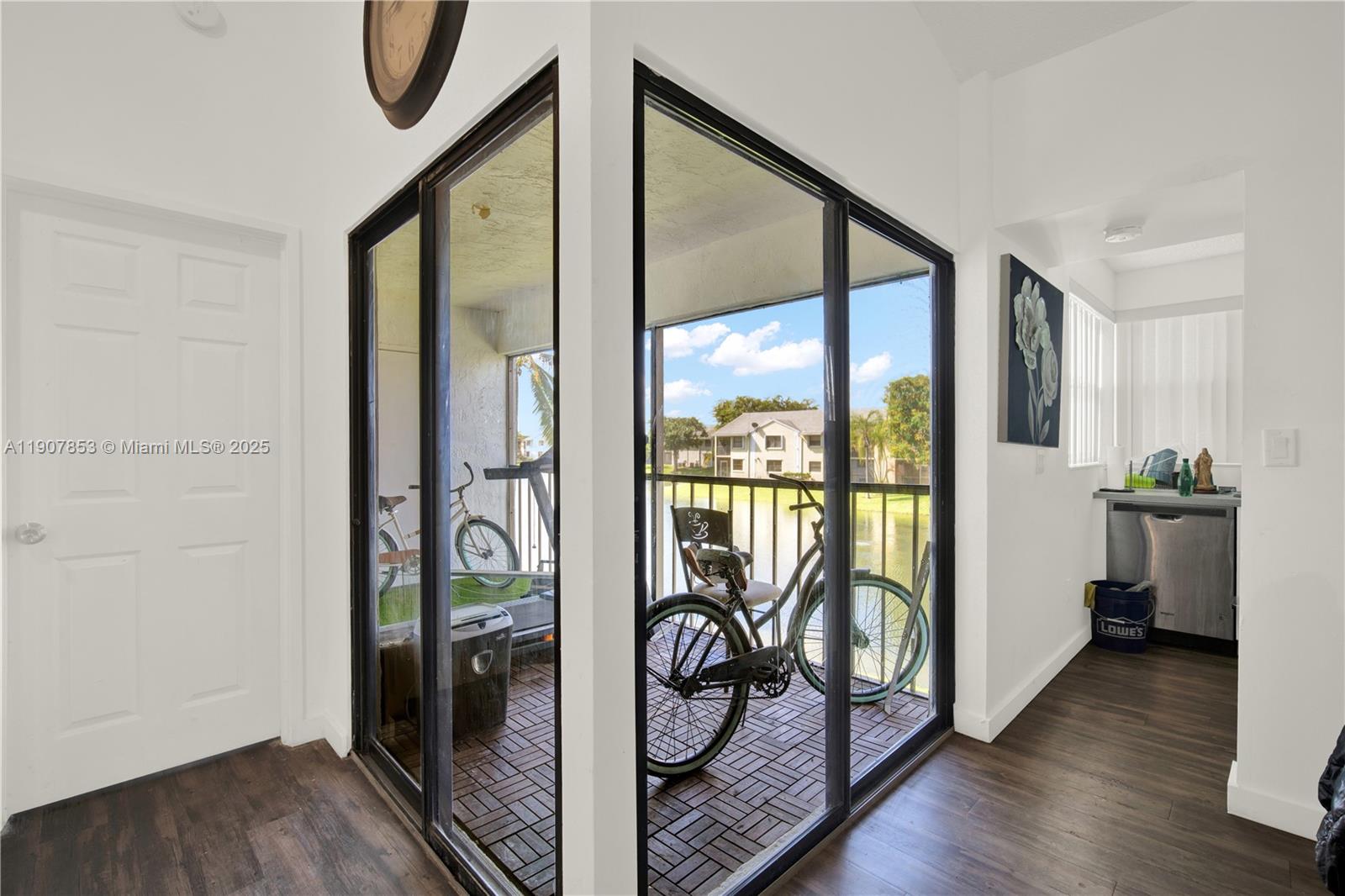 960 N Franklin Ave 960I