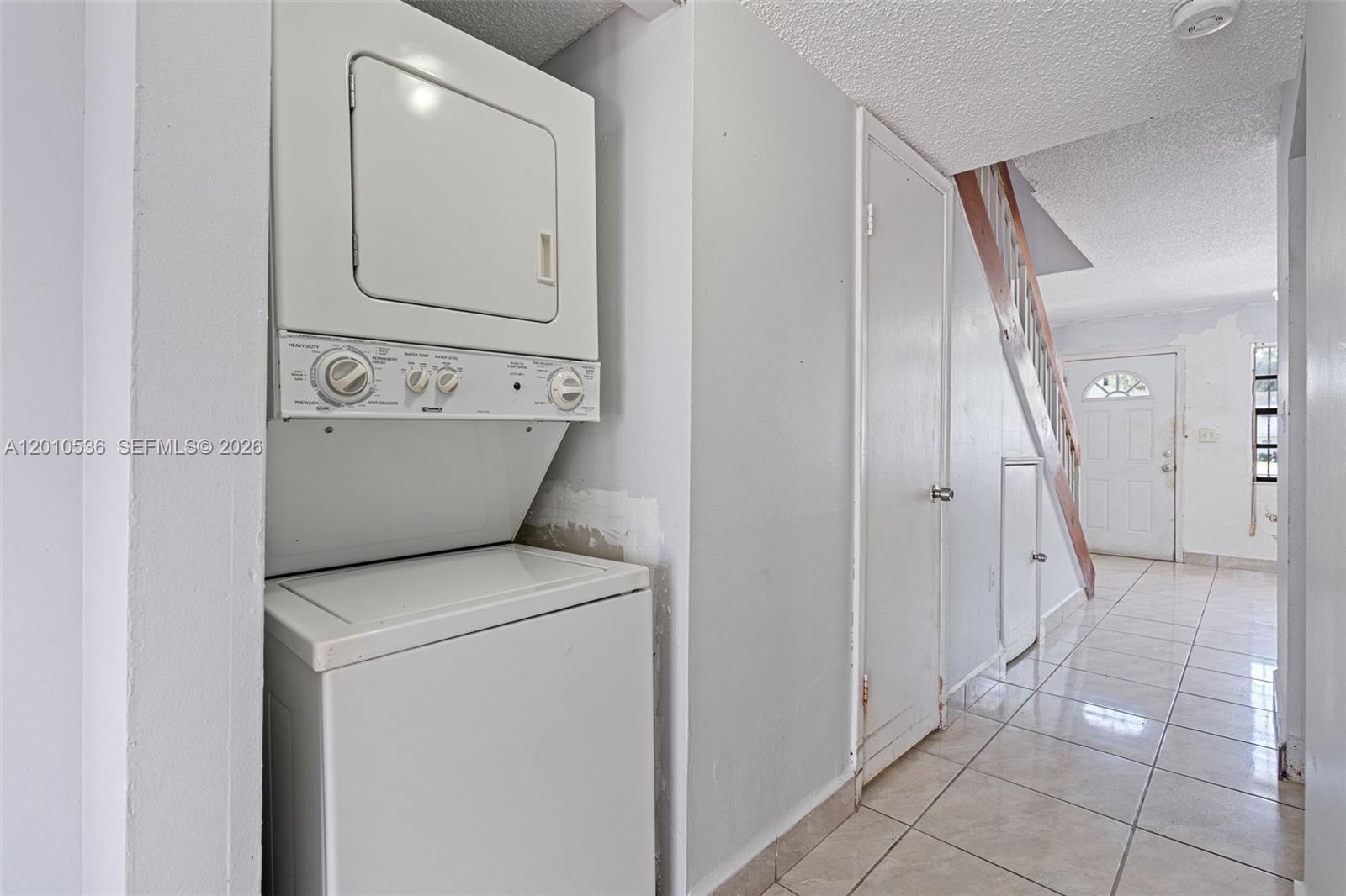 2331 W 66th Pl 201