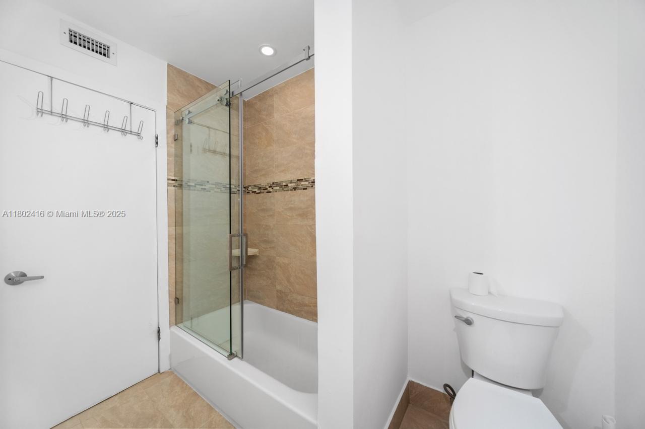 VILLAGE AT DADELAND CONDO - Residential