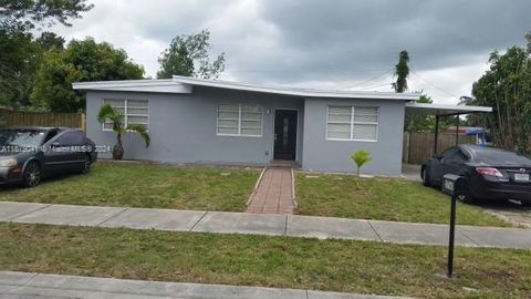 Single Family Residence in West Park FL 5760 40th St St.jpg