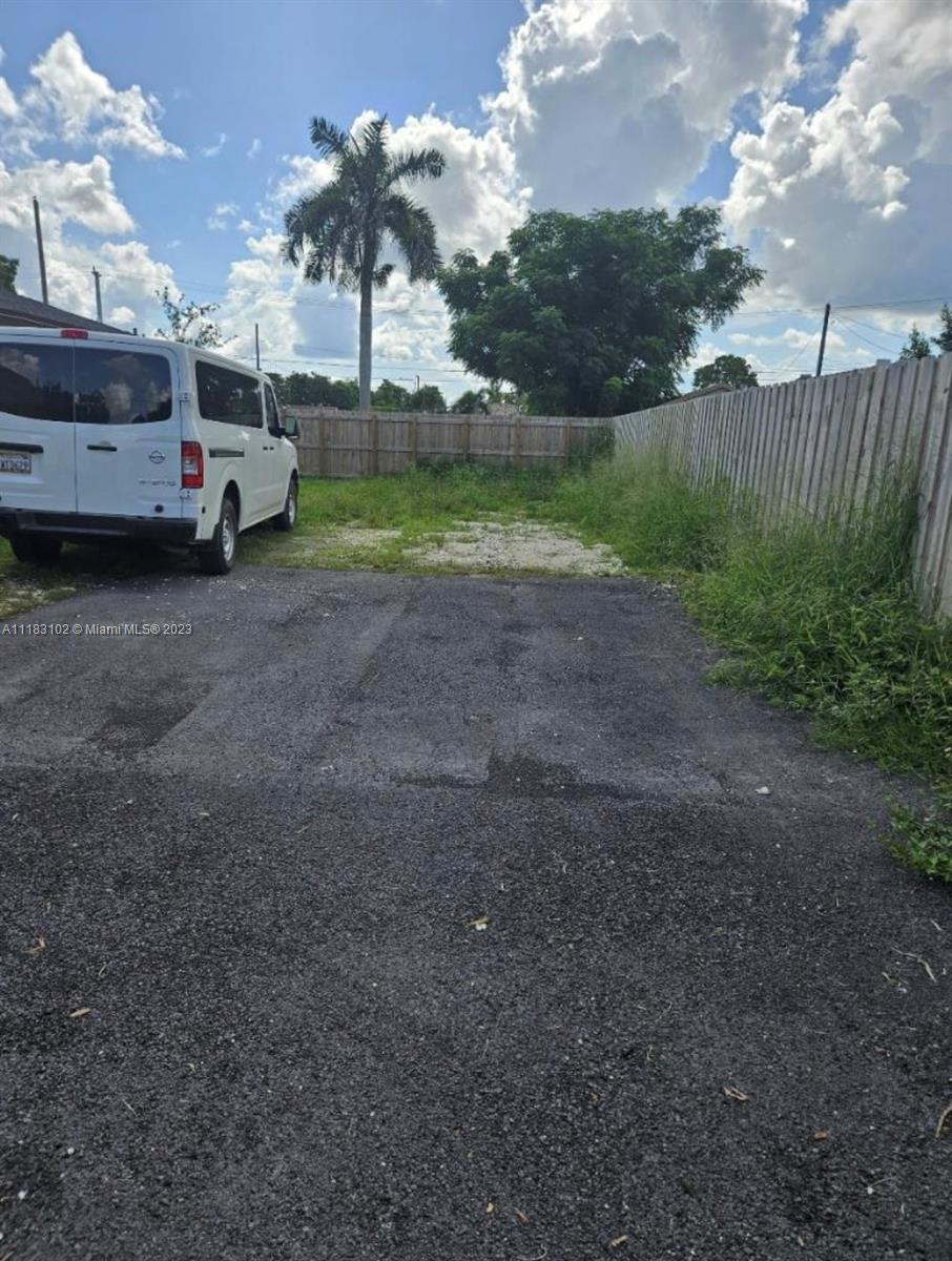 LINCOLN PARK ADDN TO HOME - Land