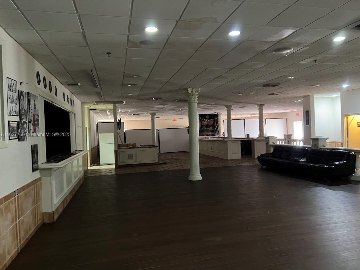 Fantastic Opportunity to Lease an Existing Partially Build-Out Kitchen, Existing Kitchen with some Appliances in place, Big Hallway Room, excellent space for Weddings, Birthday parties, Music & Event Planners, Music & Dance Parties. Buyer taking the space As Is
Increased marketing to nearby businesses, schools, offices will help increase revenue going forward. There are also strong delivery, catering, and corporate opportunities in the area.
Located in a busy Hotel in Palmetto, Space is approximately between 3,000 sf to 3,500 sf including Kitchen Area, immediate Lobby entrance area & Out Door Sitting Area, Excellent Location for Night Bar & Lounge Restaurant, Banquet Hall, Corporate Events, Weddings.
Asking $22,770/month NNN
To move in: 1st Month, Last Month & 1 Months Security Deposit