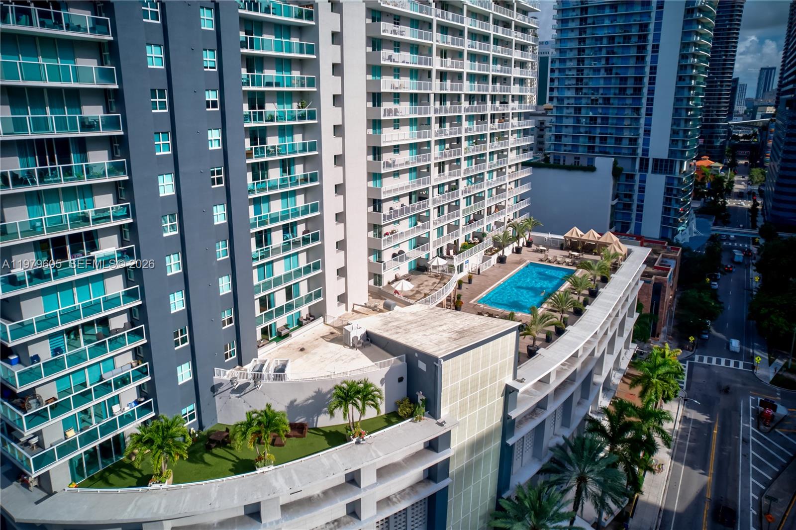 VUE AT BRICKELL CONDO - Residential