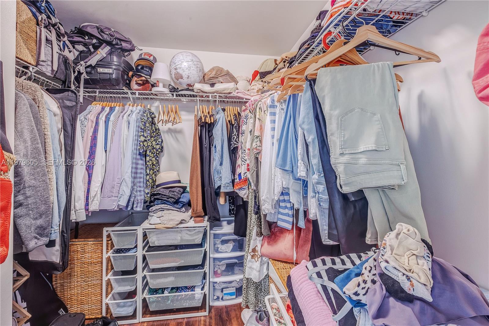 VUE AT BRICKELL CONDO - Residential