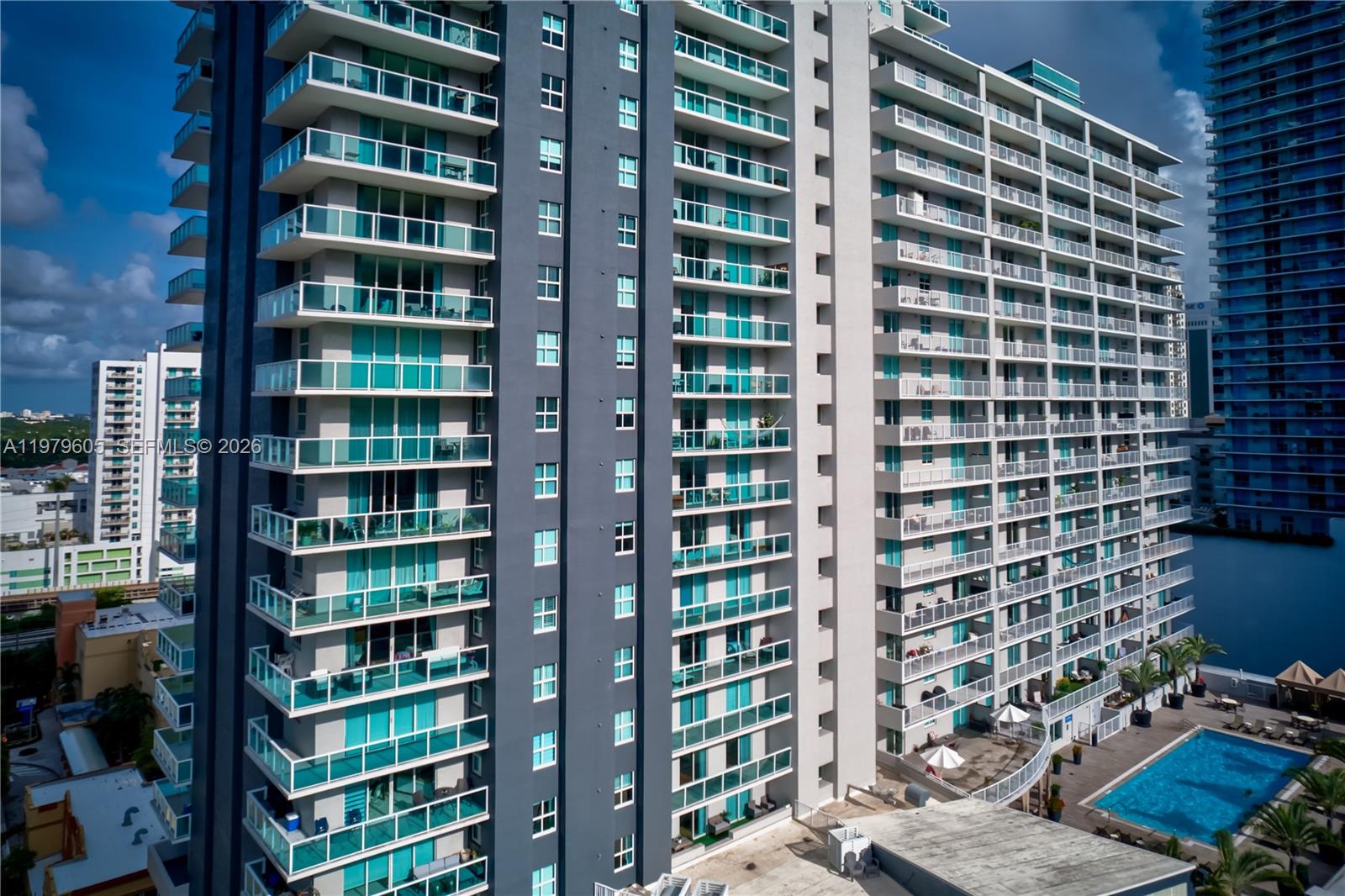 VUE AT BRICKELL CONDO - Residential