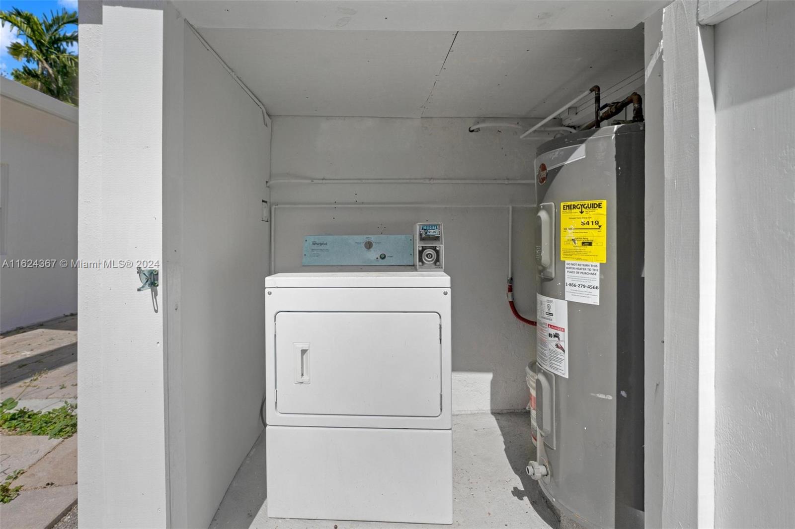 BISCAYNE SHORES UNIT 4 - Residential