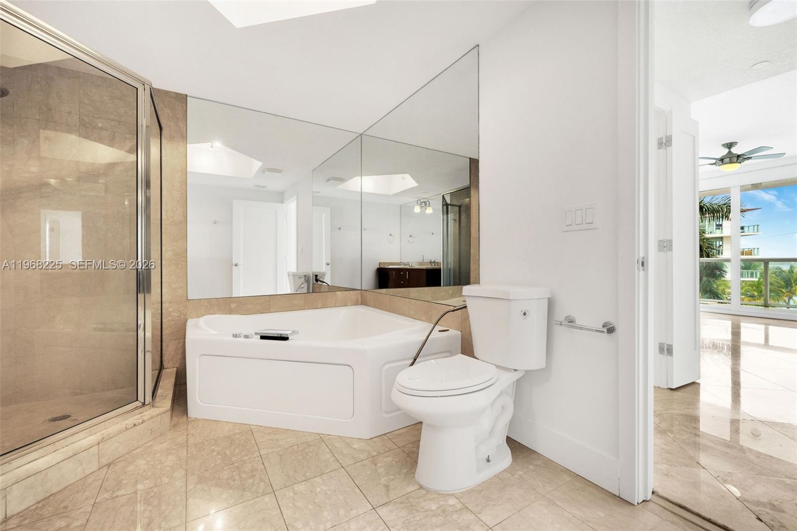 THE GRAND VENETIAN CONDO - Residential